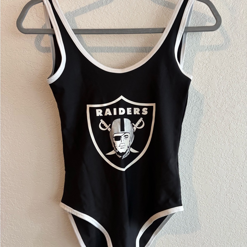 Raiders bodysuit